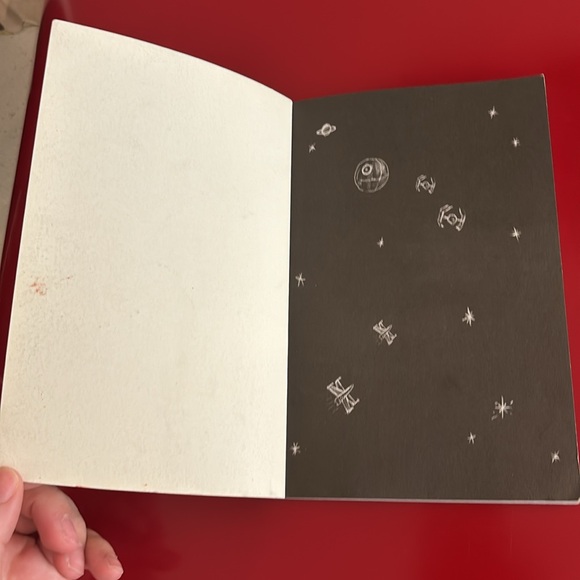 2 Pack: The Strange Case of Origami Yoda / Darth Paper Strikes Back - Picture 8 of 17